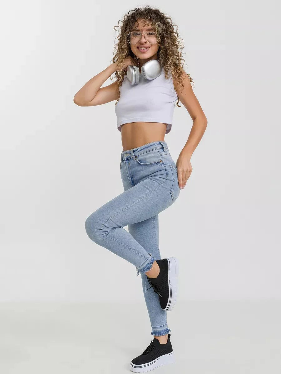 Caroline Sneakers: Stylish Comfort for Every Step