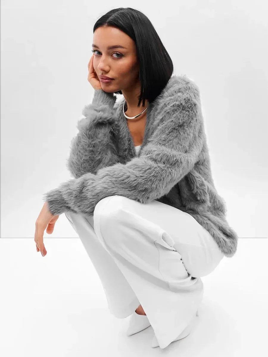 Cozy Priya Loose V-neck Sweater - Fall Essential